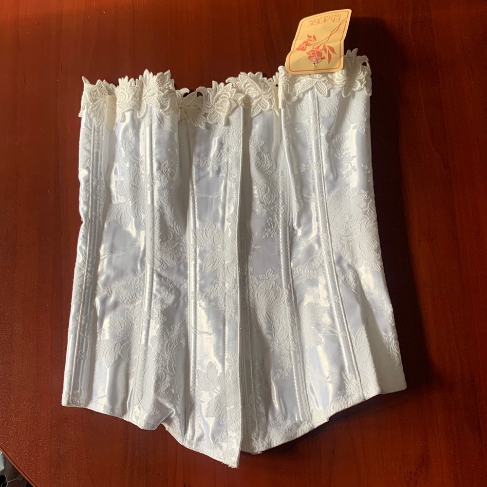 Brand new white empire, intimates size 32 corset